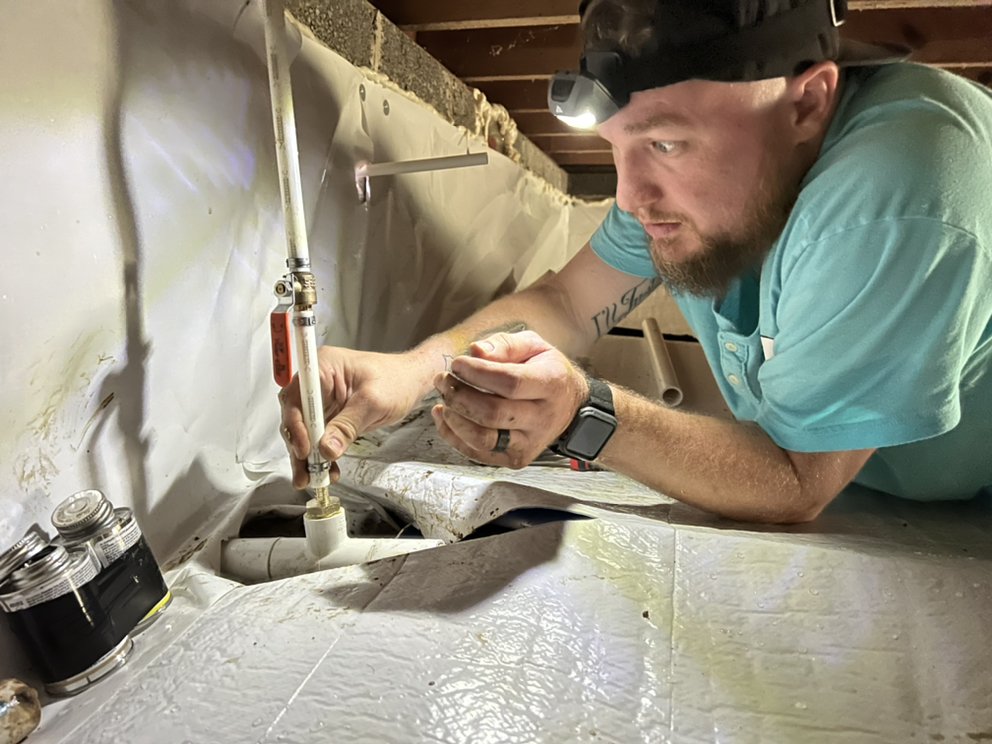 Slide of Mack's Maintenance and Handyman Service