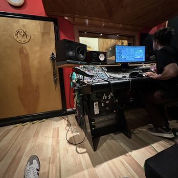The Doghouse Studio - Recording & Rehearsal Studios Near Me