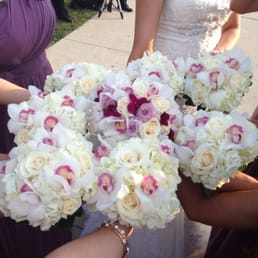 Bride bouquet in the middle.