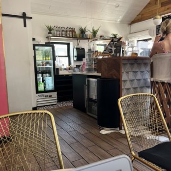 Deseo Coffee Shack - Inside - Coffee & Tea Near Me - Phoenix, Arizona