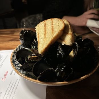 Madrina - Mussels a la crema - Italian Near Me - Webster Groves, Missouri