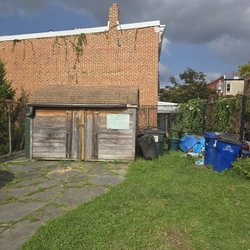 IeDroit Park - Community Garden shed and compost area