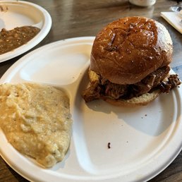 LITTLE MISS BBQ-UNIVERSITY - 3000 Photos & 2725 Reviews - 4301 E ...