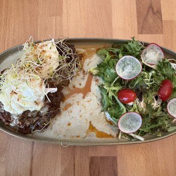 Satu Lagi - Rendang eggs benedict ($26.00) - Indonesian Near Me - Montreal, Quebec