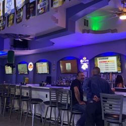 El Rinconcito Bar & Grill - Dvercion