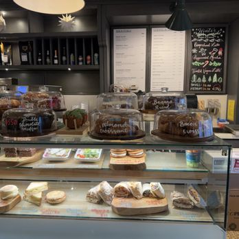Market Cafe - Cafes Near Me - Kananaskis, Alberta Market Cafe - Cafes Near Me - Kananaskis, Alberta