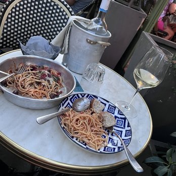 East Mamma - Pizza Near Me - Paris, 75 East Mamma - Pizza Near Me - Paris, 75