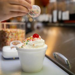 Scoops Frozen Custard & Expresso