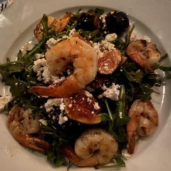 Gatsby's Landing - Arugula salad with fig, and shrimps - New American Near Me - Roslyn, New York