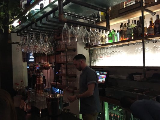 Clandestino Gastrobar by null