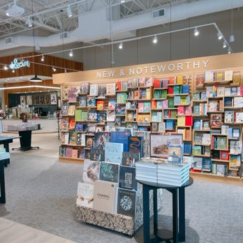Barnes & Noble - Inside - Bookstores Near Me - Grand Rapids, Michigan