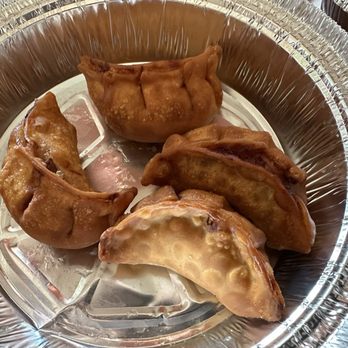 Tasty Mo:Mo - Deep fried momo - Himalayan/Nepalese Near Me - Somerville, Massachusetts