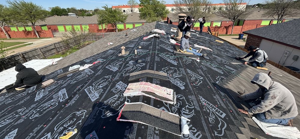 Slide of S&B Roofing and Porches