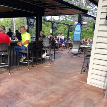 Philly Bar & Lounge - Large outdoor patio - Bars Near Me - Latham, New York