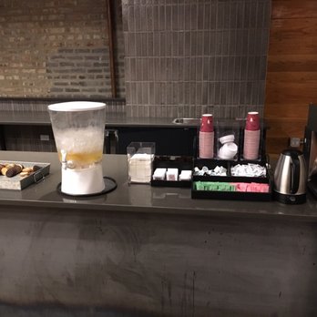 FieldHouse Jones - refreshments on entry - Hotels Near Me - Chicago, Illinois