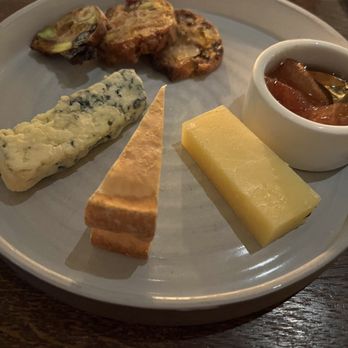 FYR Bistronomi & Bar - Bistros Near Me - Oslo, 03