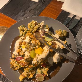 Kiran's - Palak chaat - Indian Near Me - Houston, Texas