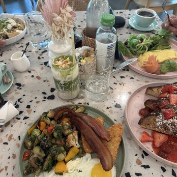 Box St. All Day - Breakfast & Brunch Near Me - San Antonio, Texas
