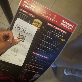 Smashburger - burgers are delicious and so are the Brussels sprouts. Having one cashier during lunchtim is not wise especially when you have 1 cashier - Burgers Near Me - New Hyde Park, New York