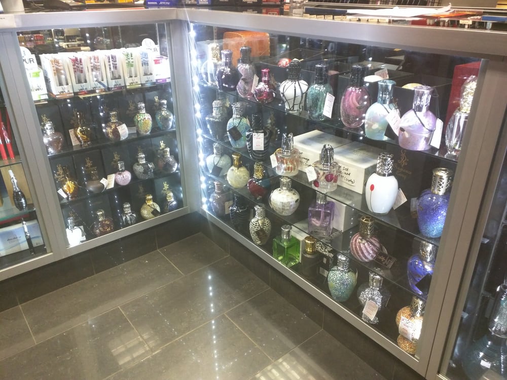 SHEFIELD & SONS TOBACCONISTS Updated October 2024 6455 Macleod