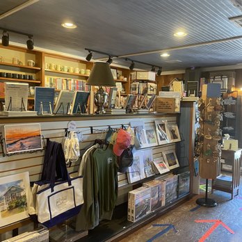 Duck's Cottage Coffee & Books - Inside book store - Coffee & Tea Near Me - Duck, North Carolina Duck's Cottage Coffee & Books - Inside book store - Coffee & Tea Near Me - Duck, North Carolina