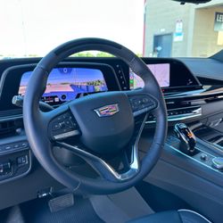 Luxe Valley Transportation - Luxe Valley Transportation is your Premier Car service, providing AirPort Car service, Limo car service, (949) 273-9147 town car service