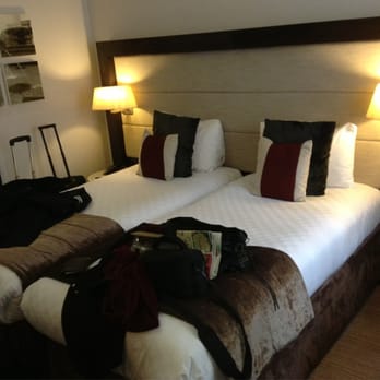 Thistle Holborn, The Kingsley - Double single beds - Hotels Near Me - London, XGL Thistle Holborn, The Kingsley - Double single beds - Hotels Near Me - London, XGL