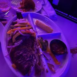 Maquina Bar & Grill