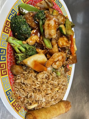 Photo of Golden Crown Inn - Corpus Christi, TX, US. Hunan shrimp