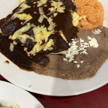 El Pollo De Oro de los Cabos - Mole enchiladas - Chicken Shop Near Me - La Paz, BCS