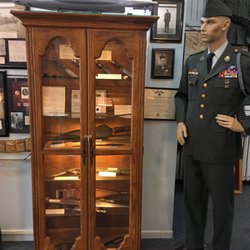 Aliveo Military Museum - Knives