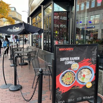 Waku Waku Ramen Harvard Square - Outdoor seating as of October 2023 - Ramen Near Me - Cambridge, Massachusetts
