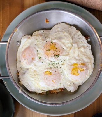 Avgo Breakfast and Lunch by null