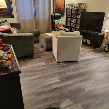 Simplified Countertops & Flooring - Living room that was uneven and now is flat and even. - Flooring Near Me Simplified Countertops & Flooring - Living room that was uneven and now is flat and even. - Flooring Near Me