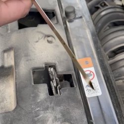 Birchwood Hyundai - Oil level 1 month after dealership topped up