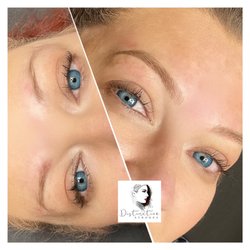 Distinctive Strokes - Microblading