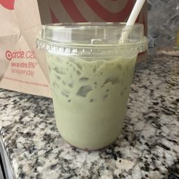 Strawberry fields matcha