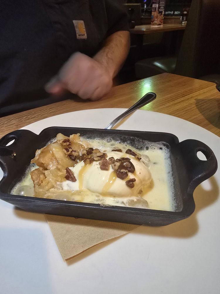 Food from Applebee's Grill + Bar