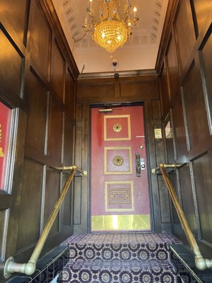 The Schvitz Health Club by null