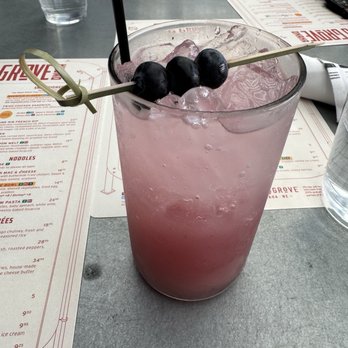Big Grove - Mocktail, blueberry lemonade - Breweries Near Me - Omaha, Nebraska