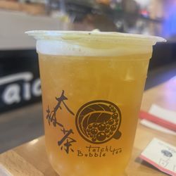 Tai chi Bubble Tea - Passionfruit InfruiTea, small size with lychee boba