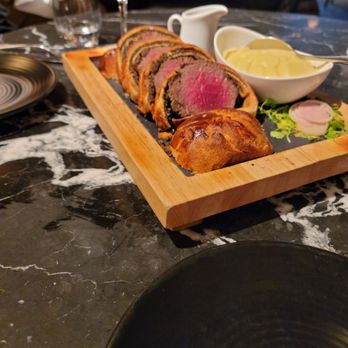 Bread Street Kitchen & Bar - Beef wellington. - British Near Me - Edinburgh, EDH Bread Street Kitchen & Bar - Beef wellington. - British Near Me - Edinburgh, EDH