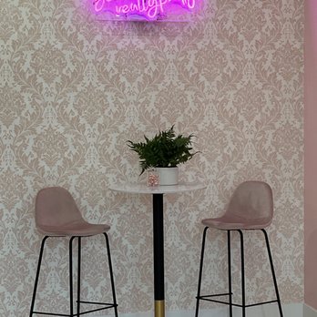 Sugaring NYC - Capitol Hill - Chic and comfortable reception area... - Hair Removal Near Me - Seattle, Washington