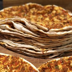Köz Güven Restaurant  - Lahmacun
