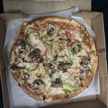 The Tomato and Cheese - Pizza with mushrooms, onions, pepper - Pizza Near Me - Randolph, Massachusetts The Tomato and Cheese - Pizza with mushrooms, onions, pepper - Pizza Near Me - Randolph, Massachusetts