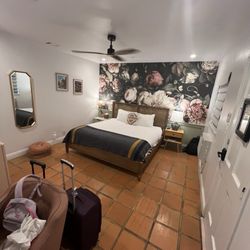 user provided Fleur Noire Hotel photo
