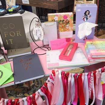 XoXo Gift & Home - Gift Shops Near Me - Ankeny, Iowa XoXo Gift & Home - Gift Shops Near Me - Ankeny, Iowa