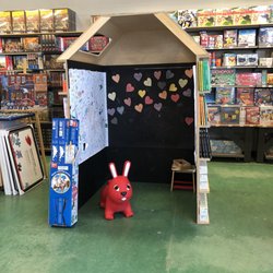 DeSerres - Espace pour enfants à l'entrée
