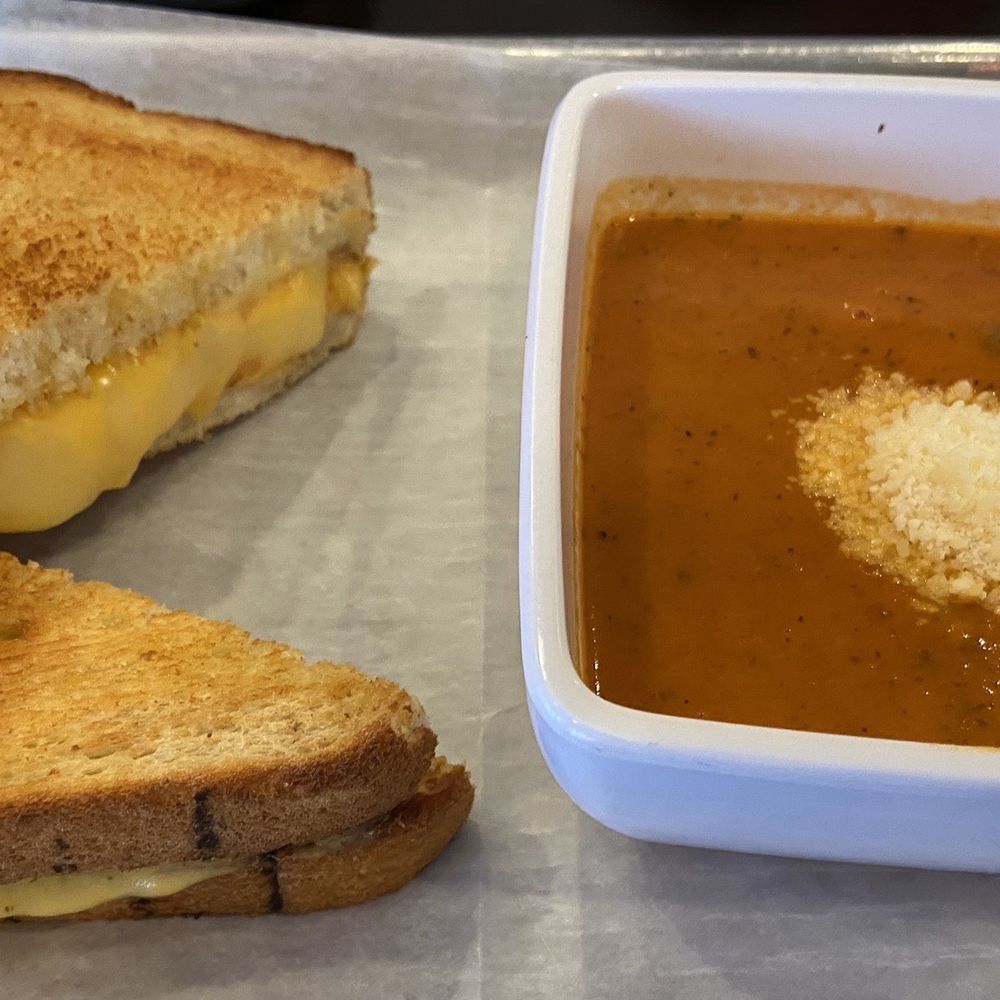 Parish Grill - grilled cheese and tomato soup - Pizza Near Me - Metairie, Louisiana