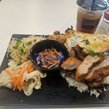 Soufend Cafe & Eatery - Broken rice plate with mango black tea - Cafes Near Me - Seattle, Washington